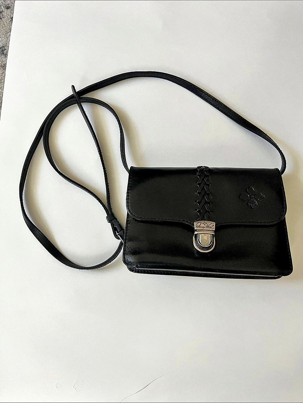 Patricia Nash Bianco Crossbody Organizer Black Bag